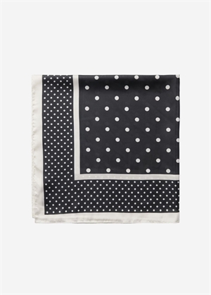 Ennoelia scarf 7412 Black Dot Envii 
